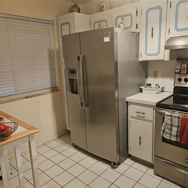 2 of 15 - 3571 Inverrary Dr 409, Lauderhill, FL