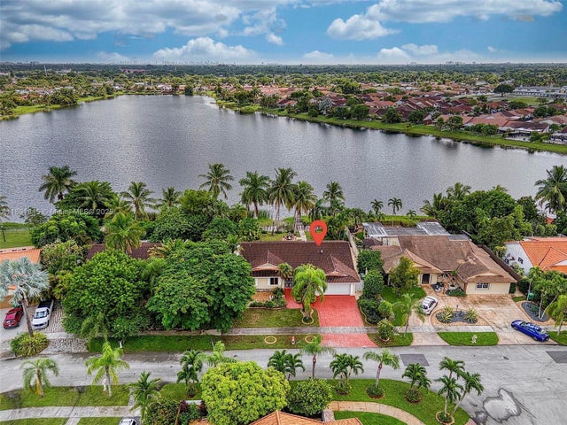 2 of 55 - 4521 Sw 146th Ct, Miami, FL