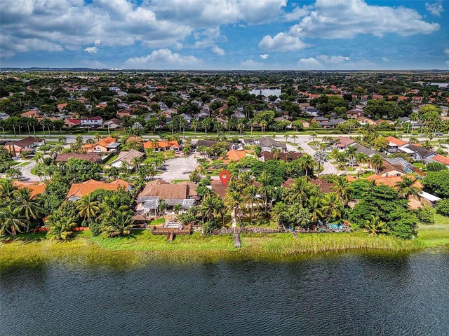 5 of 55 - 4521 Sw 146th Ct, Miami, FL