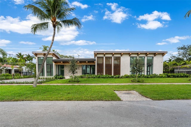 2 of 61 - 6716 San Vicente St, Coral Gables, FL