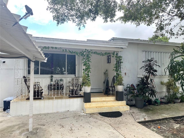 2 of 18 - 1531 Nw 26th Ave, Miami, FL