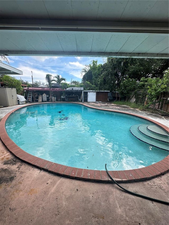 3 of 18 - 1531 Nw 26th Ave, Miami, FL