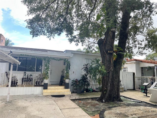 4 of 18 - 1531 Nw 26th Ave, Miami, FL