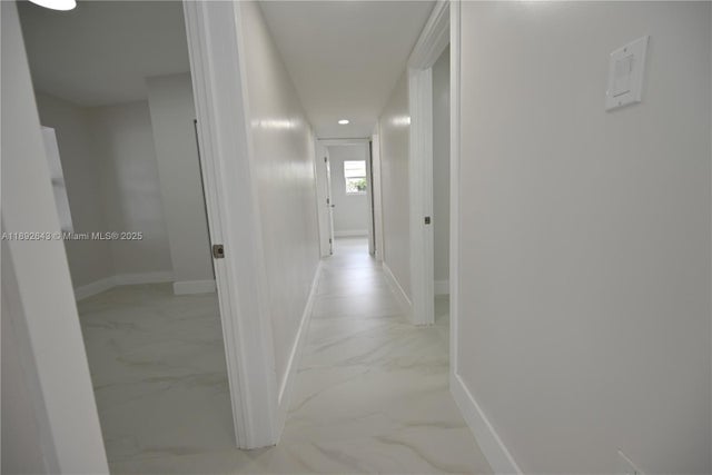 5 of 21 - 3130 Nw 95th Ter, Miami, FL