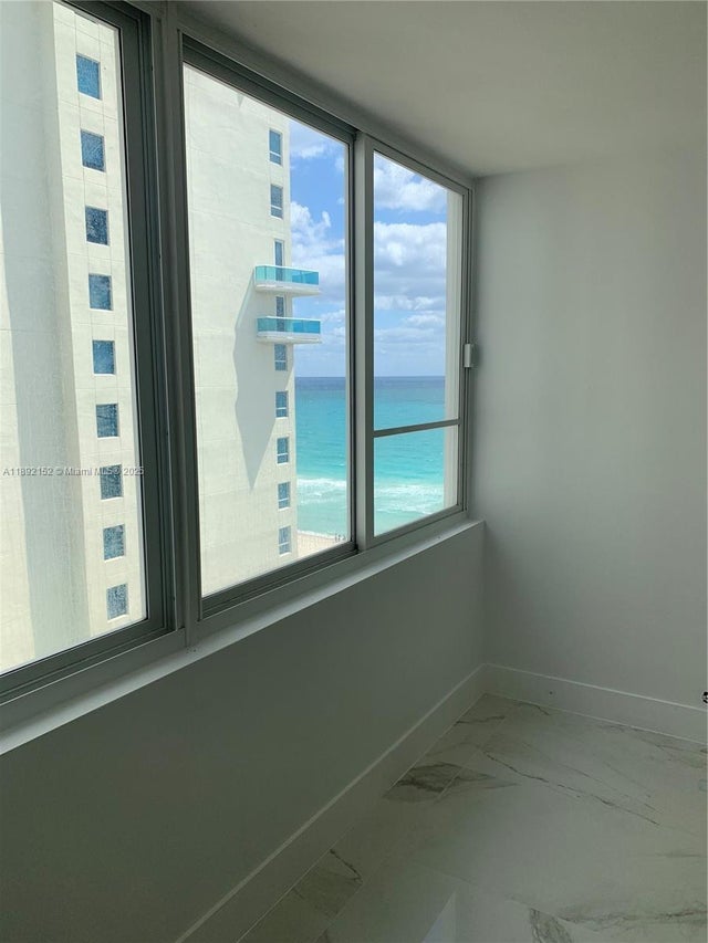 5 of 9 - 5005 Collins Ave, Miami Beach, FL