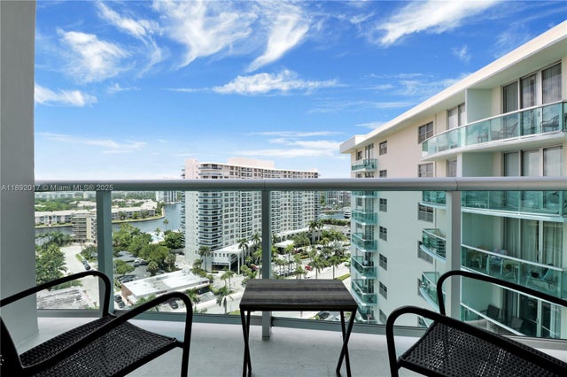 2 of 10 - 3901 S Ocean Dr 15r, Hollywood, FL