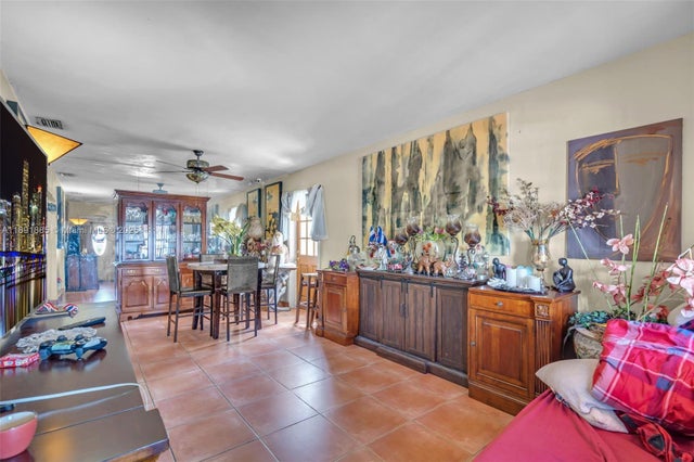 4 of 41 - 230 E 62nd St, Hialeah, FL