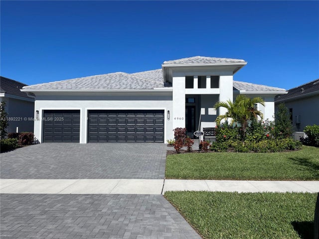 1 of 15 - 4960 Surfside Circle, Bradenton, FL