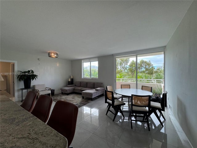 5 of 31 - 2775 Ne 187th St 318, Aventura, FL