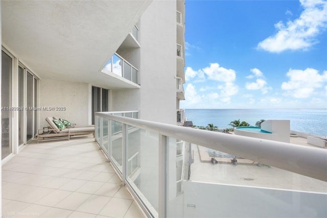 2 of 18 - 16425 Collins Ave 512, Sunny Isles Beach, FL