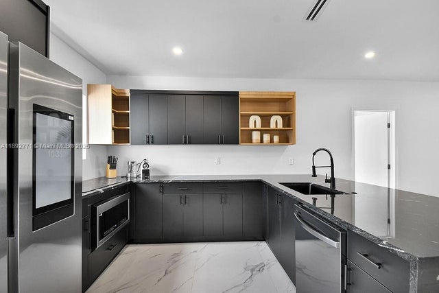 5 of 44 - 187 Nw 53rd St, Miami, FL