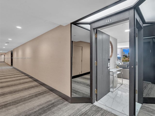 2 of 89 - 20191 E Country Club Dr 511, Aventura, FL