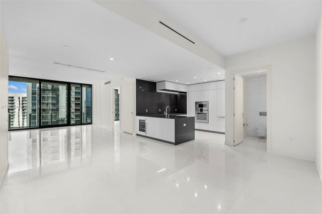 3 of 55 - 300 Biscayne Blvd Way 2409, Miami, FL