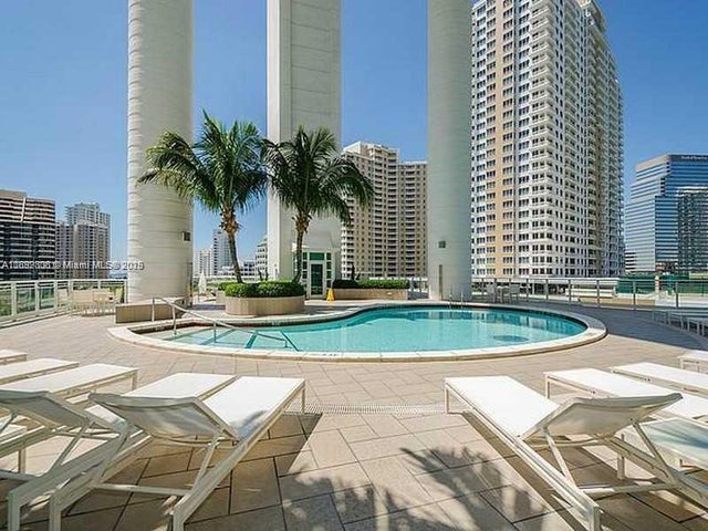 2 of 6 - 900 Brickell Key Blvd 2602, Miami, FL
