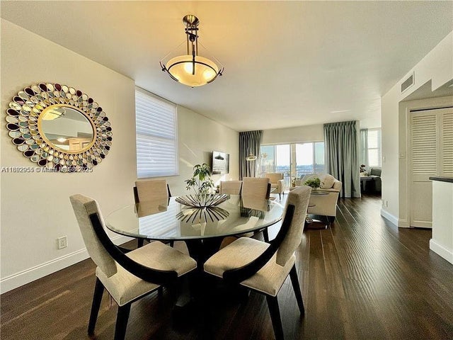 2 of 47 - 4400 Hillcrest Dr 601b, Hollywood, FL