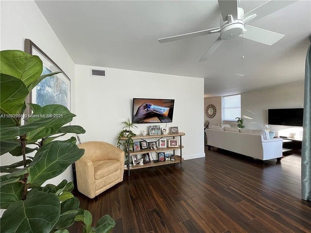 5 of 47 - 4400 Hillcrest Dr 601b, Hollywood, FL