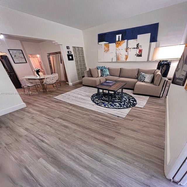 2 of 18 - 730 12th St 9, Miami Beach, FL