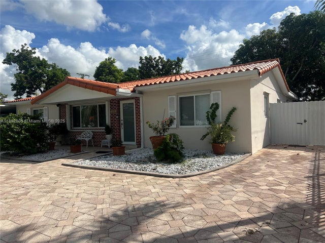 5 of 57 - 1311 Sw 102nd Ct, Miami, FL