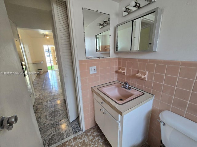 2 of 19 - 70 Nw 77th St 11, Miami, FL
