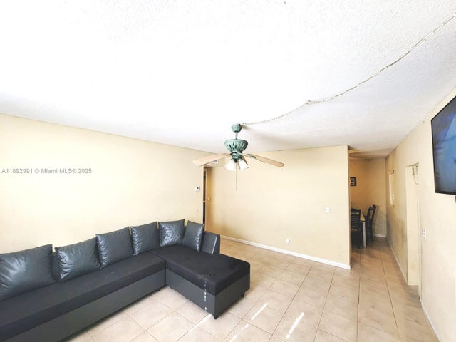 4 of 22 - 1829 N A St 50, Lake Worth, FL