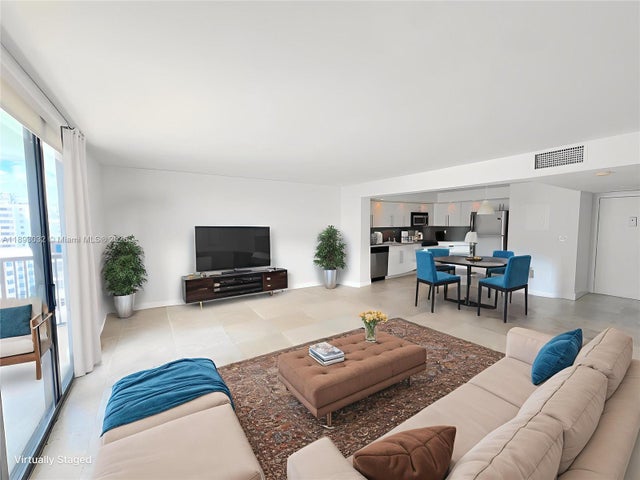 3 of 9 - 1800 Collins Ave 12e, Miami Beach, FL