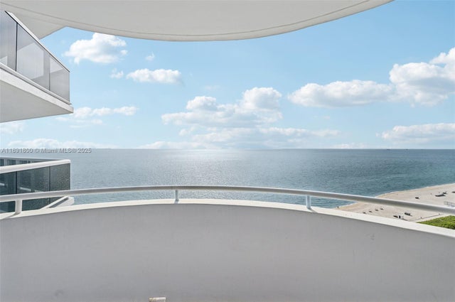 2 of 33 - 6301 Collins Ave 2203, Miami Beach, FL