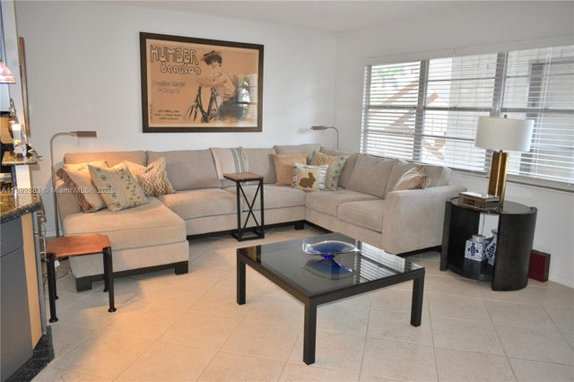 1 of 19 - 2011 Cornwall A, Boca Raton, FL