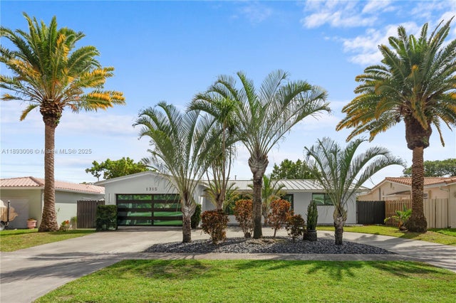 1 of 34 - 1315 N 47th Ave, Hollywood, FL