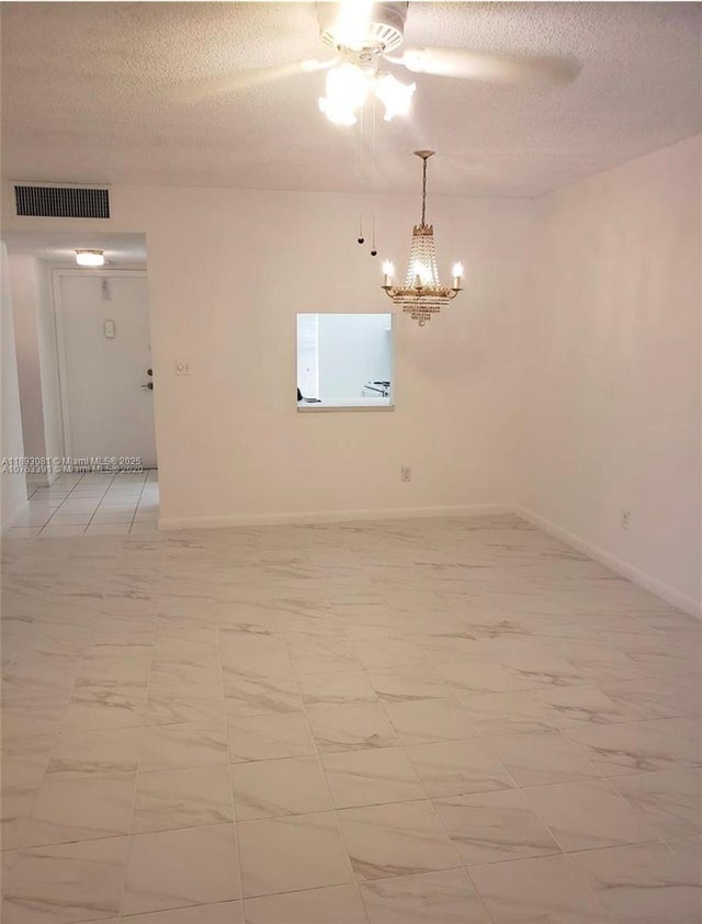 5 of 17 - 6150 Nw 62nd St 308, Tamarac, FL