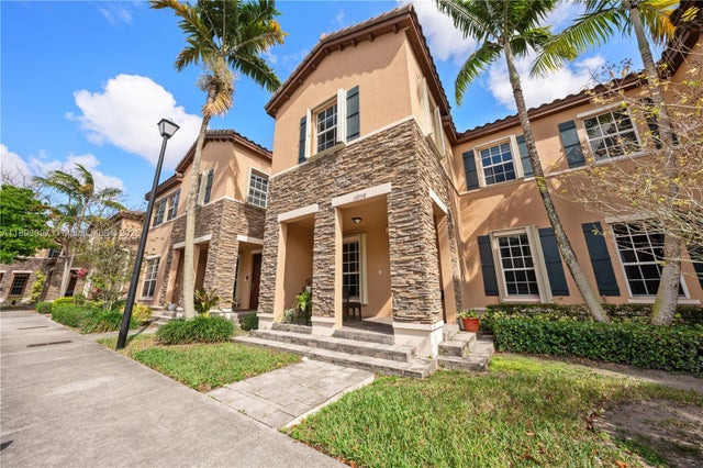 5 of 40 - 16958 Sw 92nd St 16958, Miami, FL