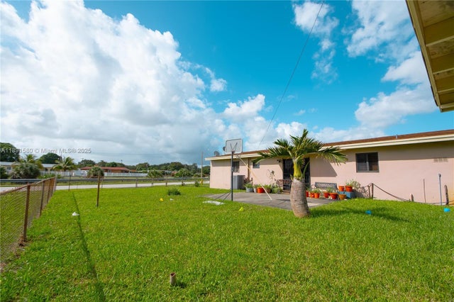 2 of 19 - 17911 Nw 42nd Pl, Miami Gardens, FL