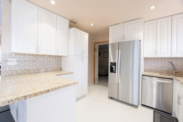3 of 19 - 17911 Nw 42nd Pl, Miami Gardens, FL