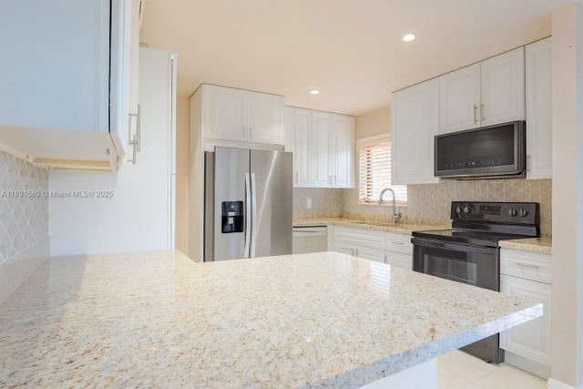 5 of 19 - 17911 Nw 42nd Pl, Miami Gardens, FL