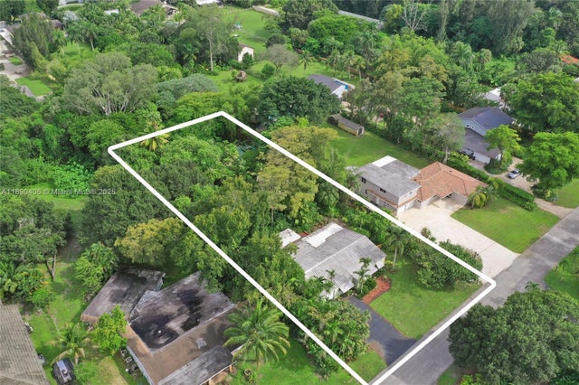 4 of 74 - 332 Bayberry Dr, Plantation, FL