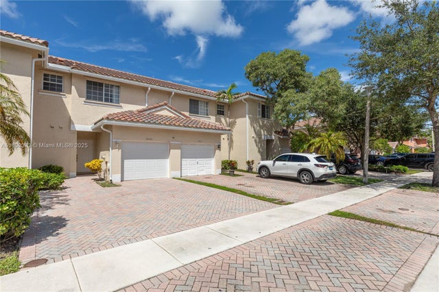 2 of 40 - 4005 Nw 91st Ter, Sunrise, FL