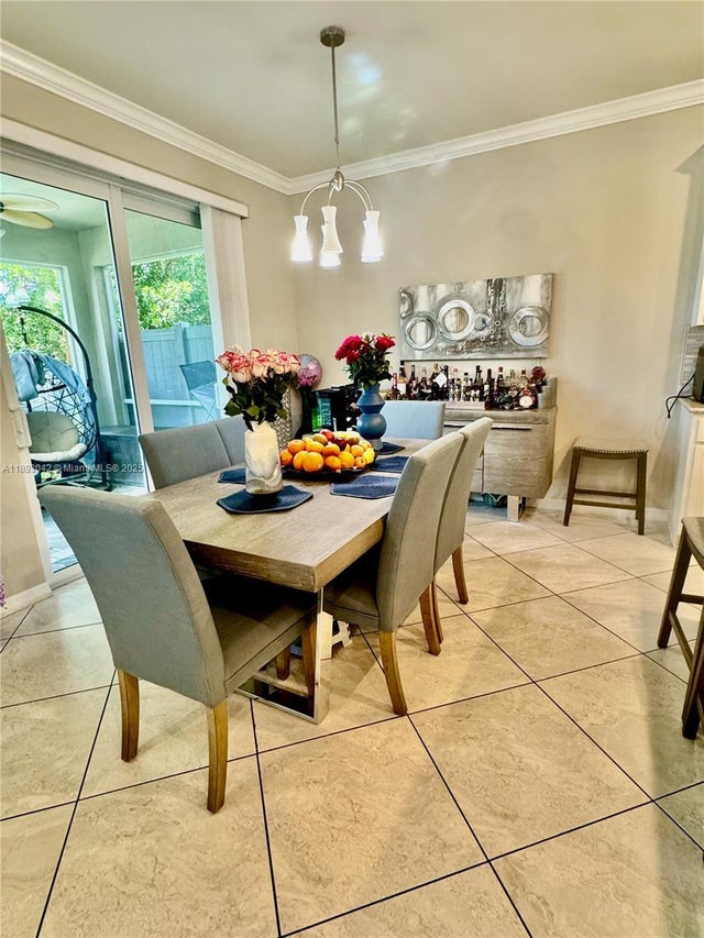 4 of 43 - 1422 Silk Oak Dr, Hollywood, FL