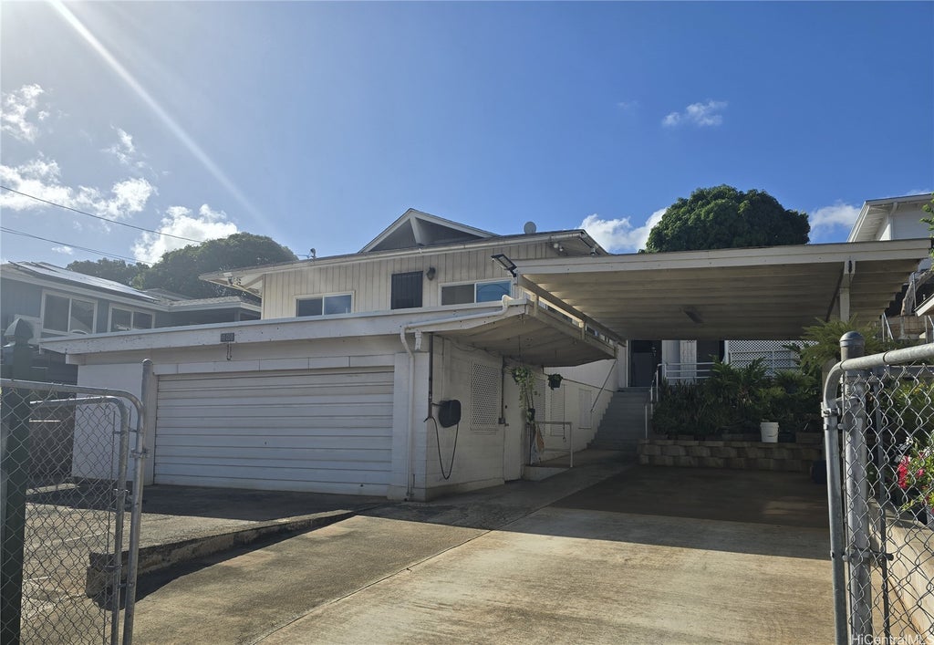 99-058 Nalopaka Place, Aiea