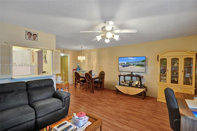 5 of 28 - 122 Oakridge I 122, Deerfield Beach, FL