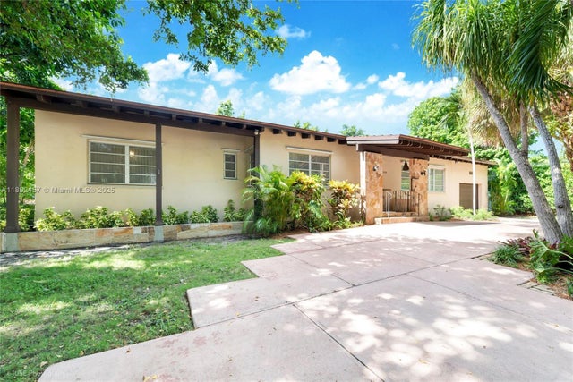 2 of 24 - 1522 Zuleta Ave, Coral Gables, FL
