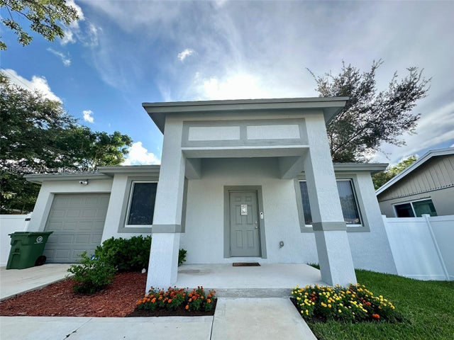 1 of 30 - 409 Nw 13th Ave, Fort Lauderdale, FL