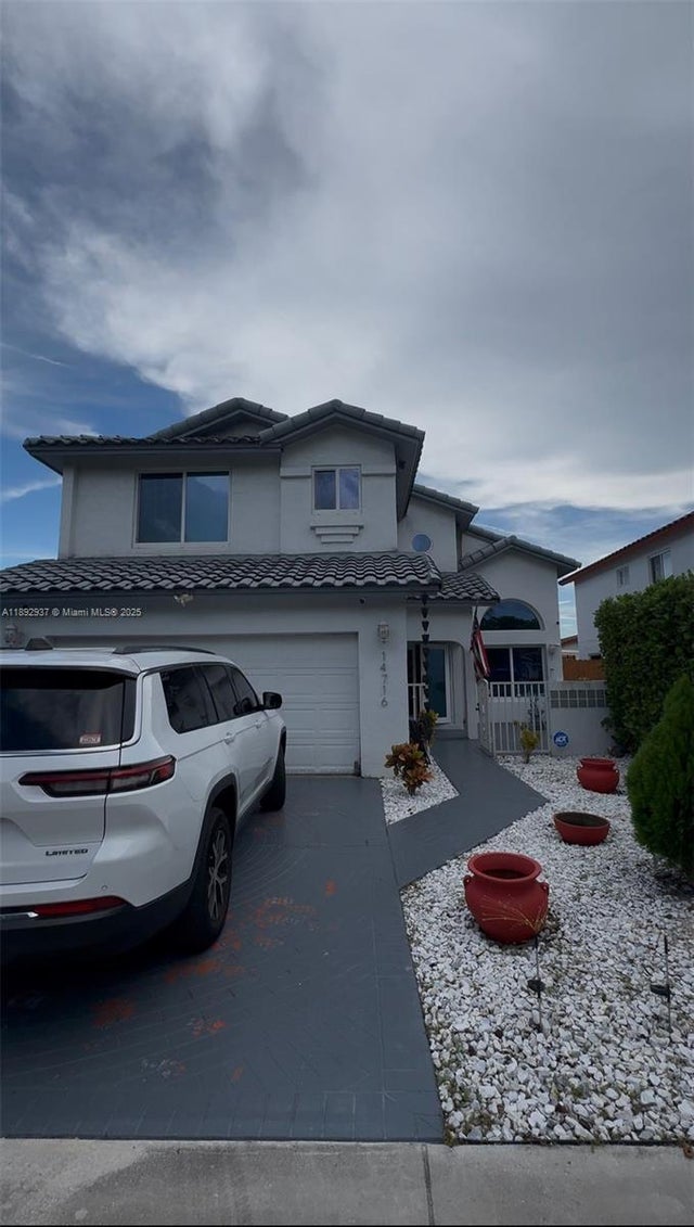 1 of 41 - 14716 Sw 111th Ter, Miami, FL