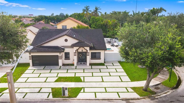 3 of 63 - 9182 Nw 148th St, Miami Lakes, FL