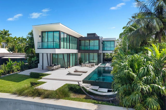 1 of 33 - 1155+1165 N Biscayne Point Rd, Miami Beach, FL