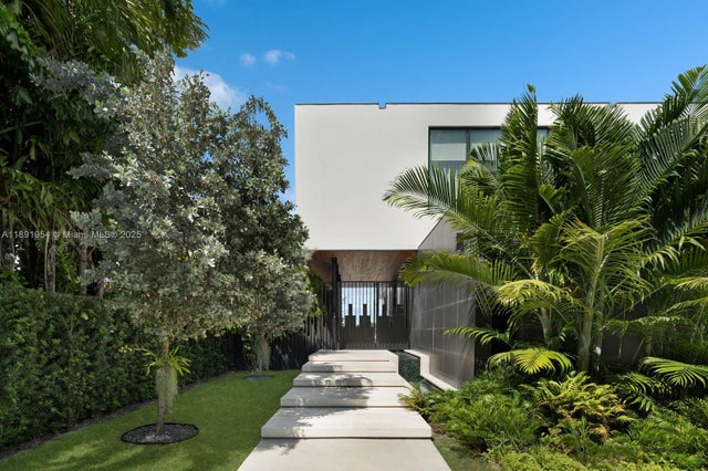 3 of 33 - 1155+1165 N Biscayne Point Rd, Miami Beach, FL