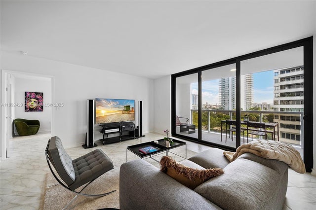 1 of 15 - 9 Island Ave 710, Miami Beach, FL