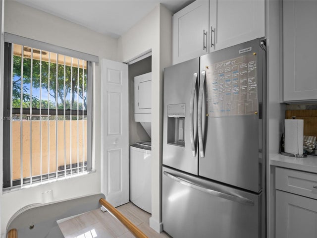 5 of 36 - 11295 Sw 116th Ter, Miami, FL