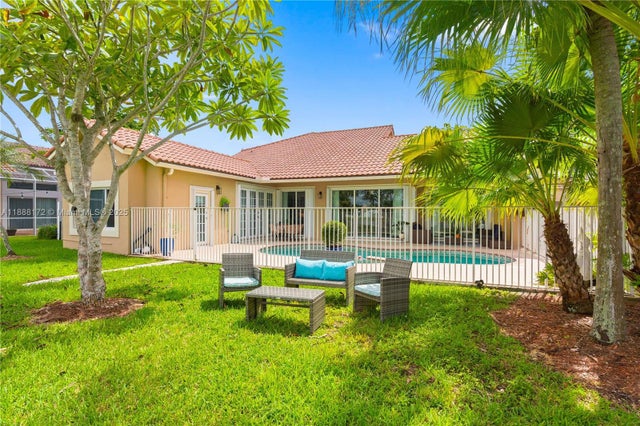4 of 76 - 1171 Laguna Springs Dr, Weston, FL