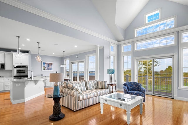 87 Waters Edge, Tiverton