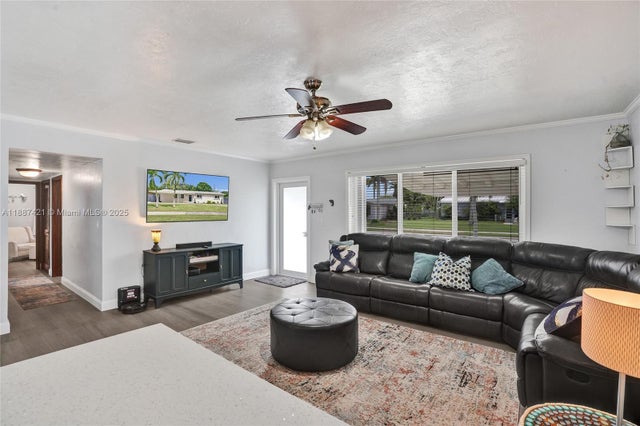 4 of 29 - 9021 Sw 197th St, Cutler Bay, FL