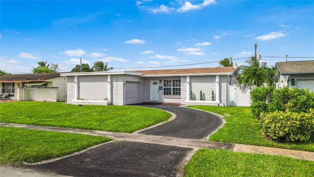 2 of 16 - 8531 Nw 25th St, Sunrise, FL
